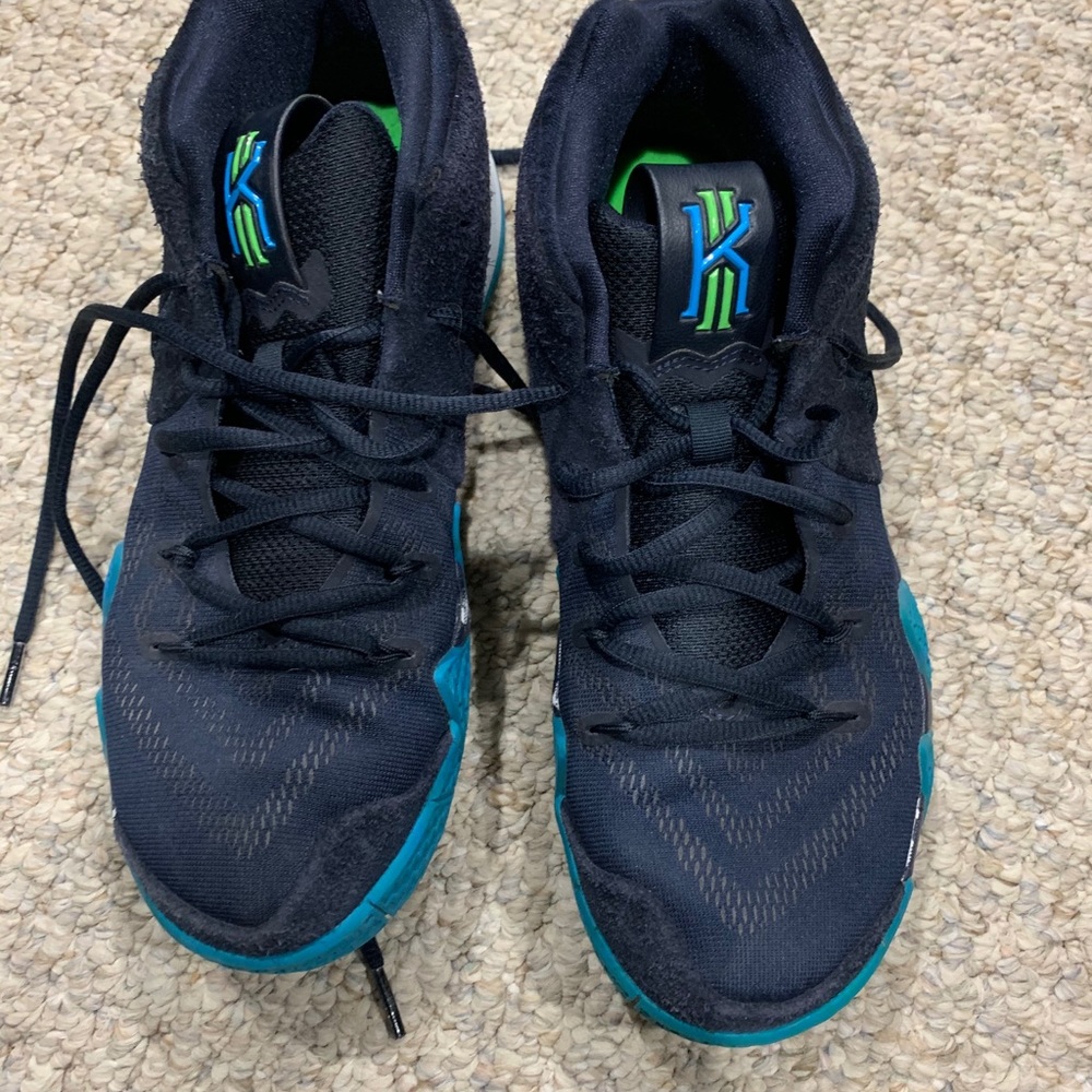 nike basketball shoes